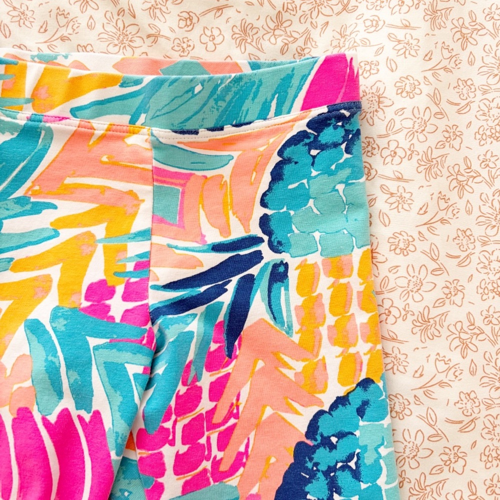 Lilly Pulitzer Little Girls Crop Leggings M 6-7 pineapple print - Picture 2 of 5